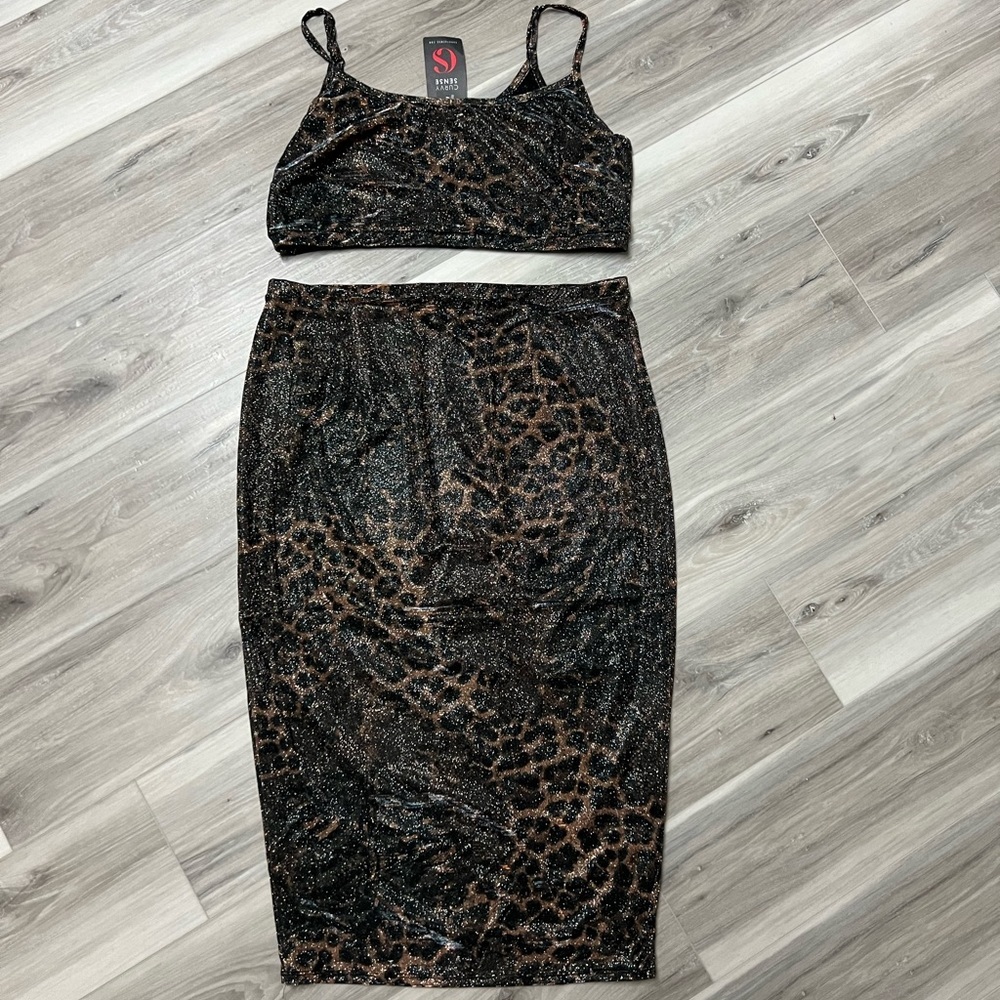 2 PC sparkle leopard print